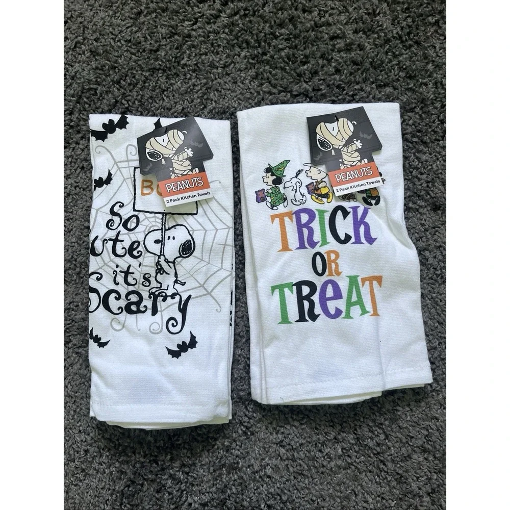 Peanuts 2 Pk Kitchen Towels, 2 Designs- Snoopy, Charlie Brown, 4 Towels, New‎